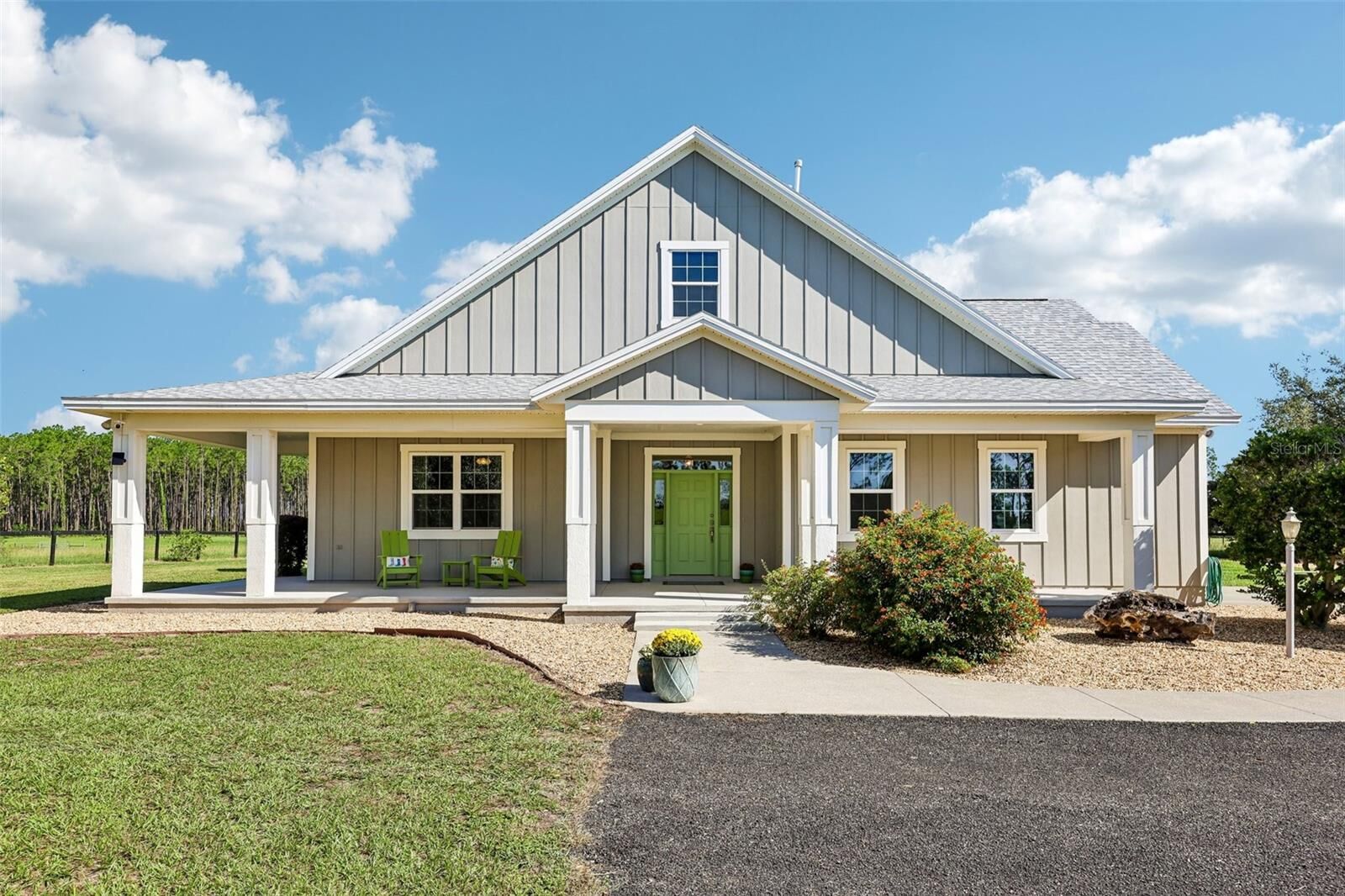 Property Photo: 2088 NW 102nd Boulevard FL 34785