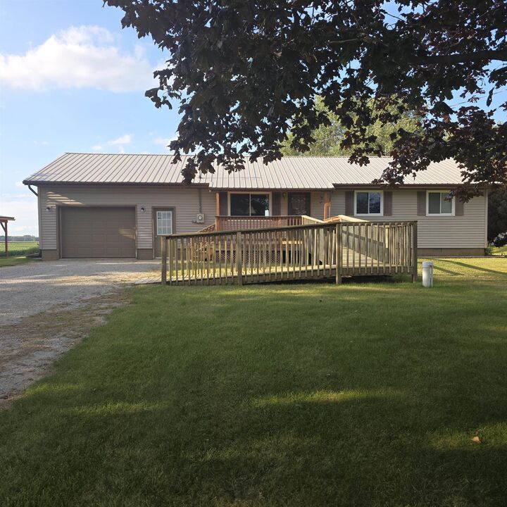 Property Photo: 1177 E Townline 16 Road MI 48650