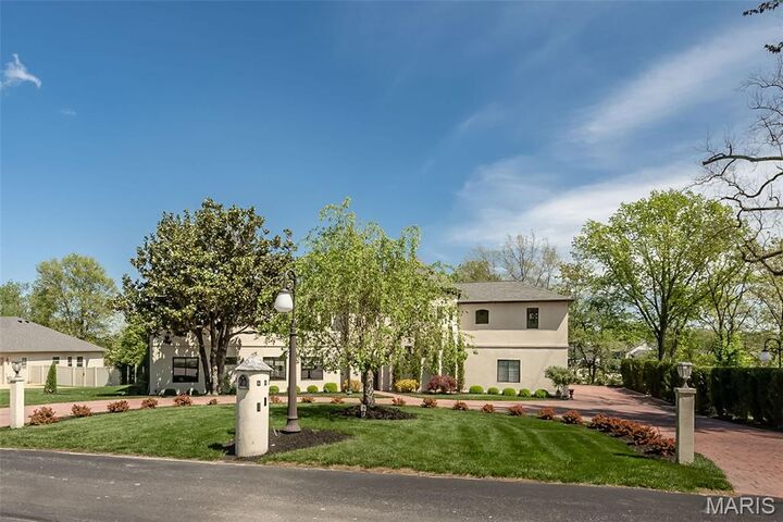 Property Photo:  604 Glyn Cagny  MO 63021 