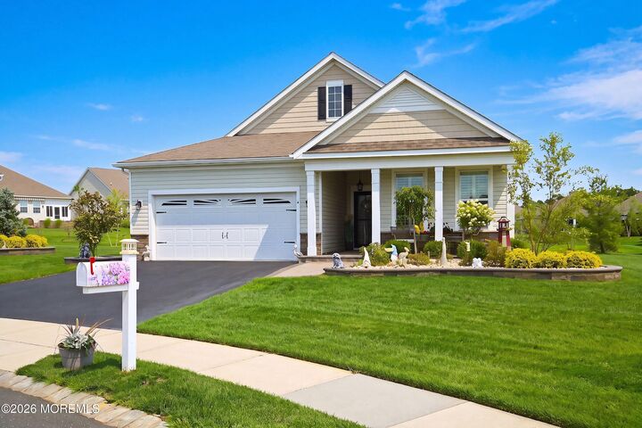 Property Photo:  4 Otter Circle  NJ 08005 
