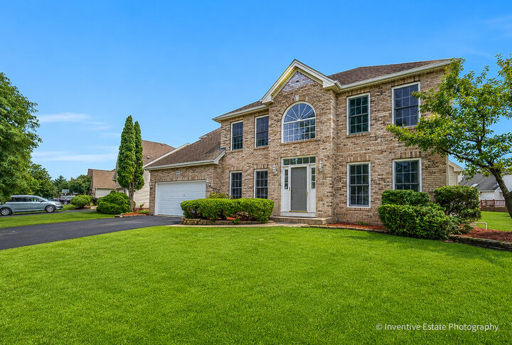 Property Photo: 1925 Danube Way IL 60490