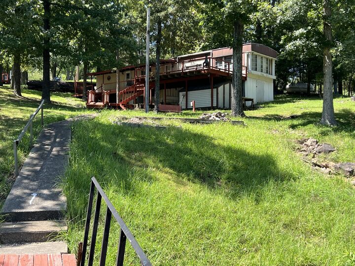 Property Photo:  530 Marina Circle  IL 62922 