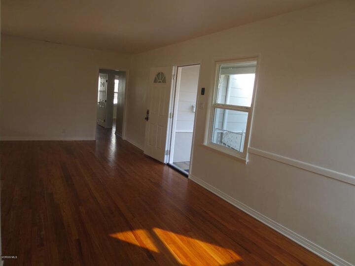 Property Photo: 19128 Delano Street CA 91335