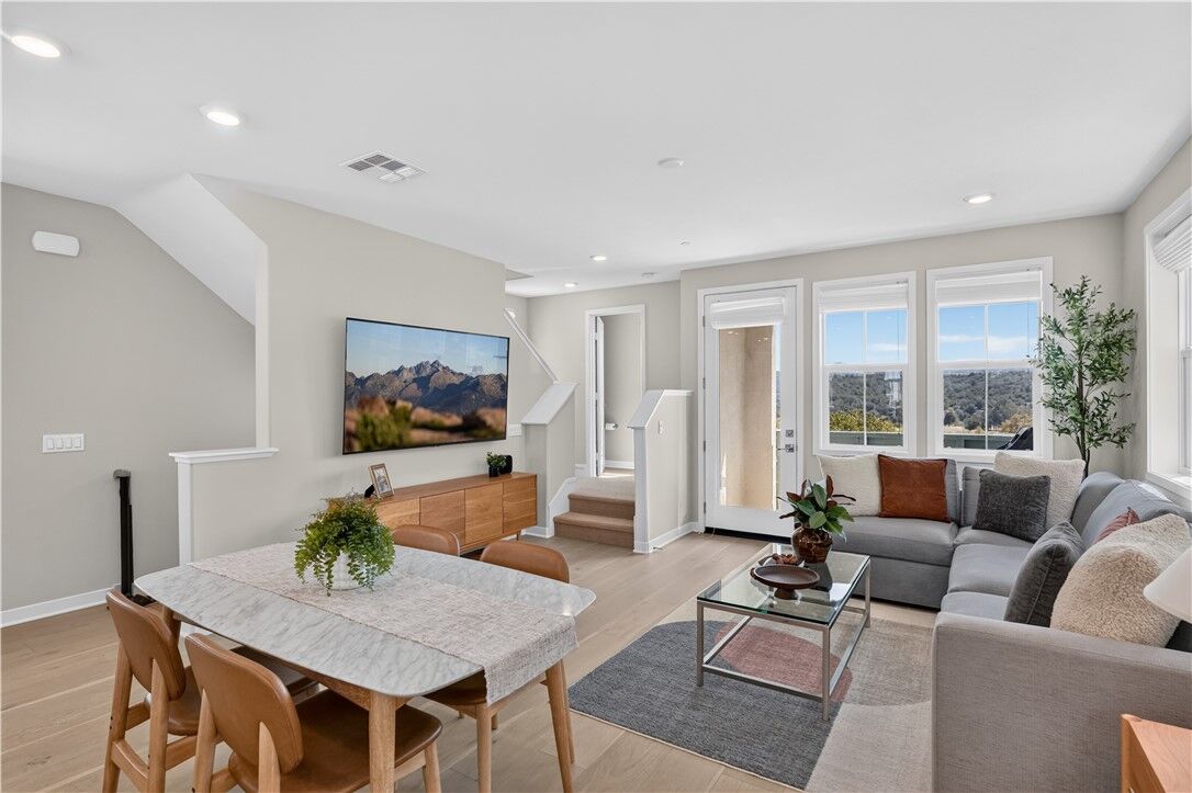 Property Photo:  32 Welltree Way  CA 92694 