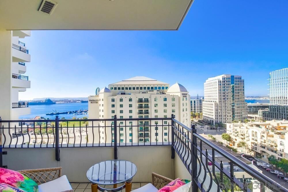 Property Photo:  700 W Harbor Dr. 1406  CA 92101 
