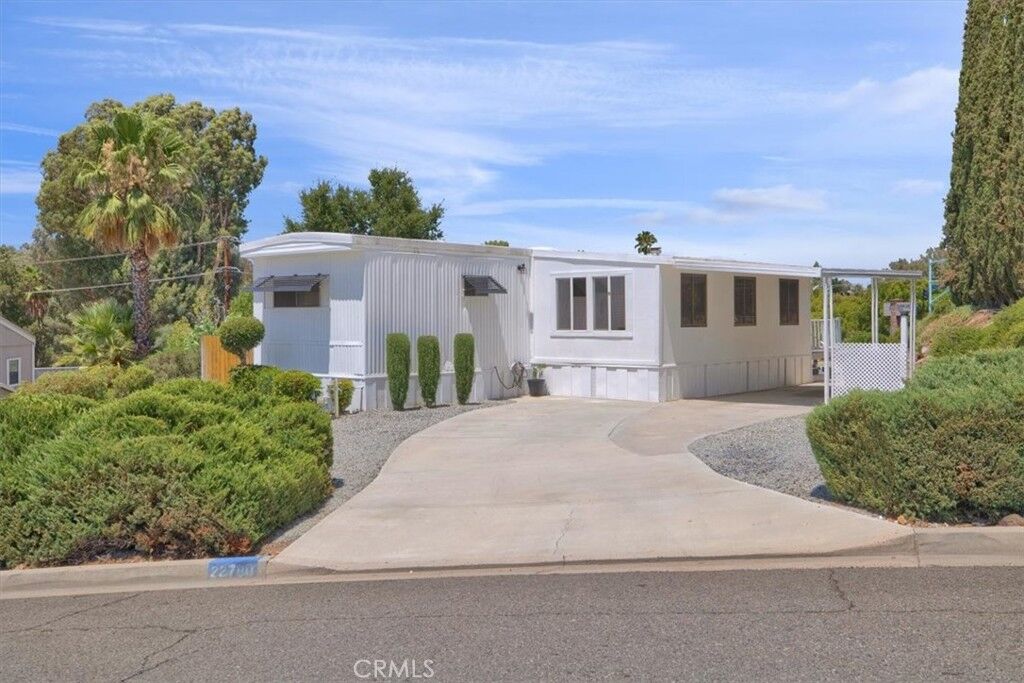Property Photo:  22780 Skylink  CA 92587 