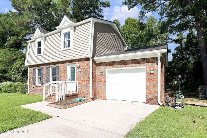 Property Photo: 107 Northview Court NC 28546