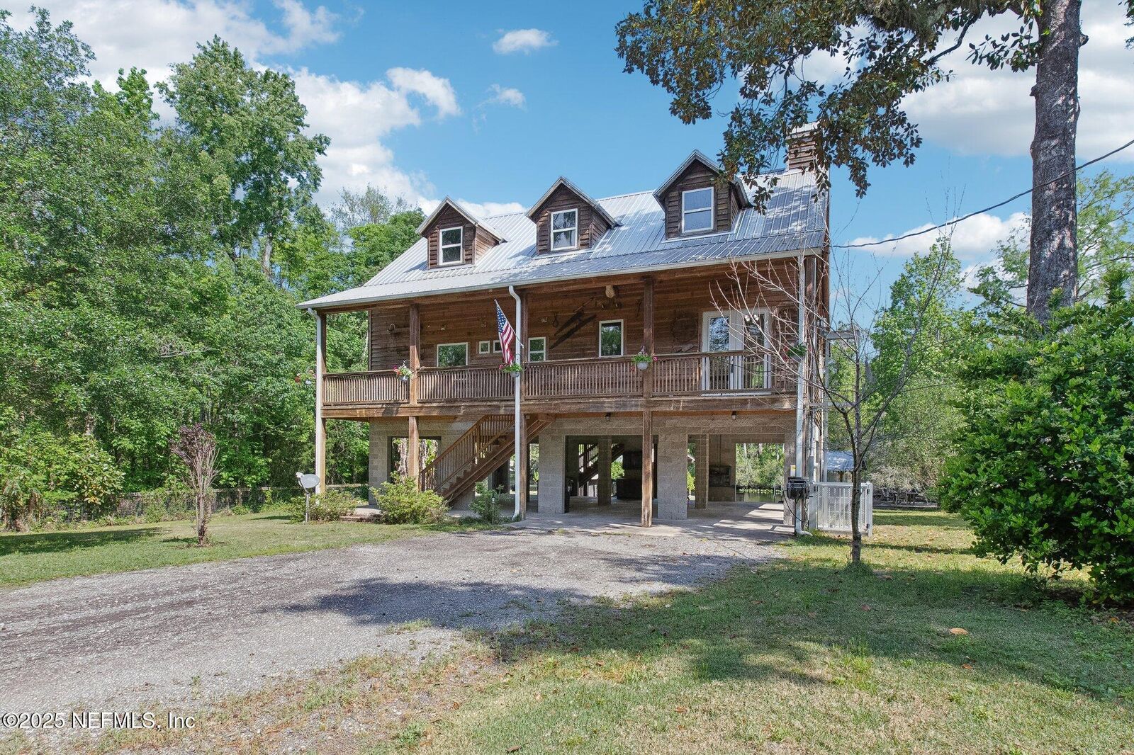 Property Photo: 3684 Main Street FL 32068
