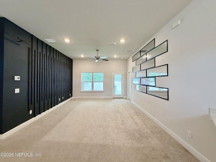 Property Photo: 8124 Helmsley Boulevard FL 32219