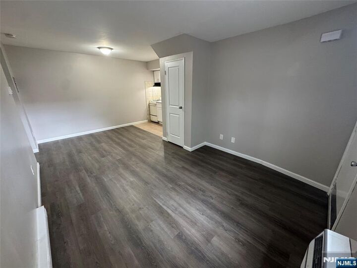 Property Photo:  75 1st Street 12  NJ 07601 