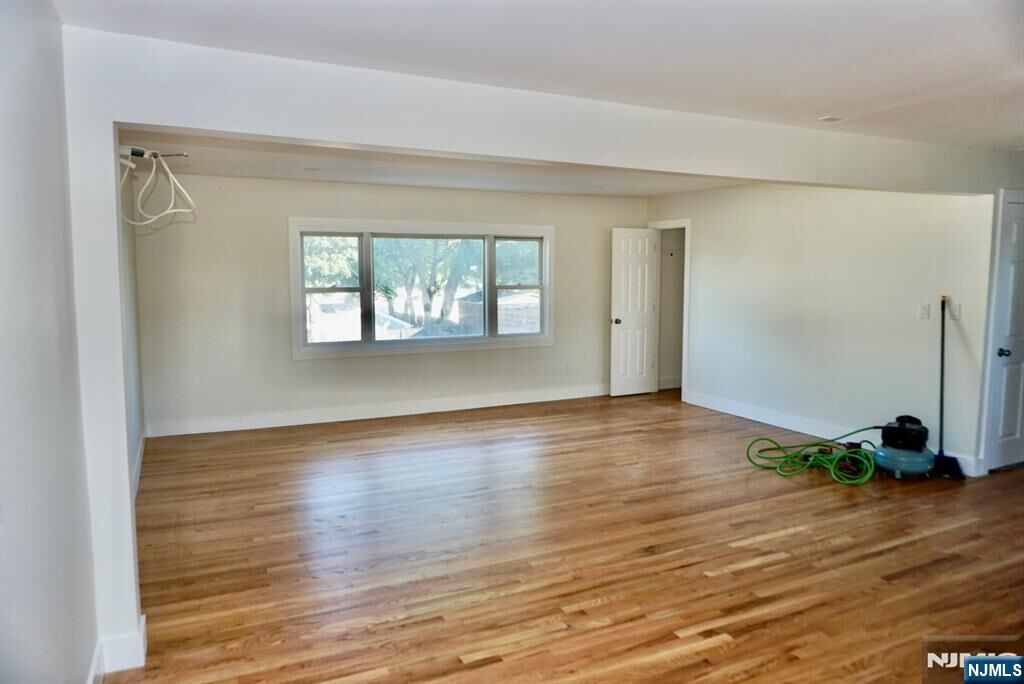 Property Photo:  236-238 Stuyvesant 3  NJ 07071 