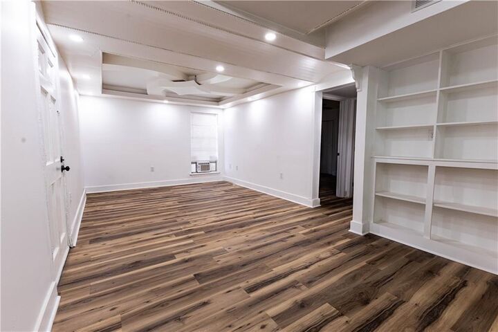 Property Photo: 6200 Riverside Drive 406 LA 70003