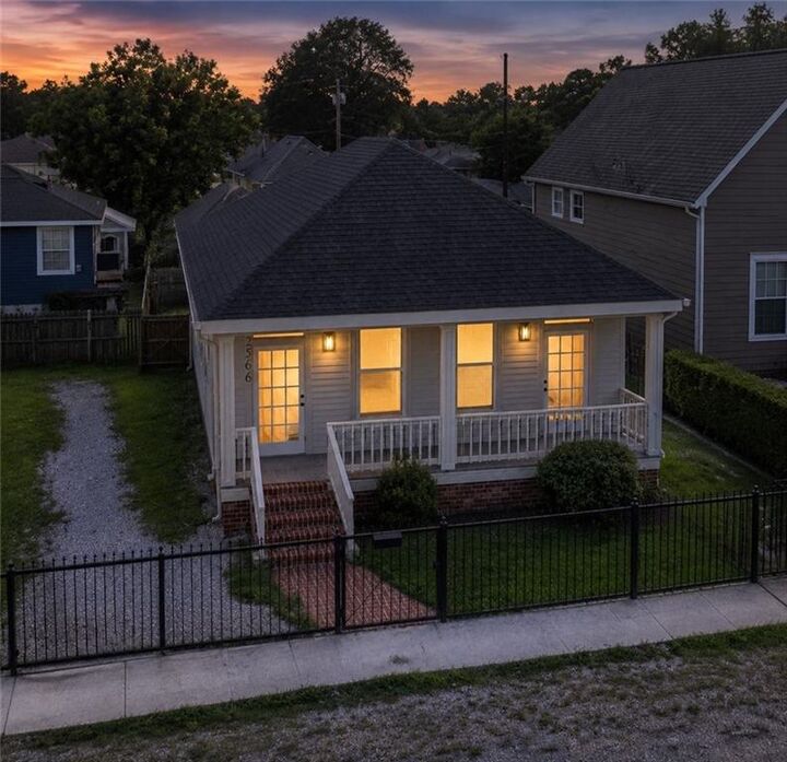 Property Photo:  2566 N Rocheblave Street  LA 70117 