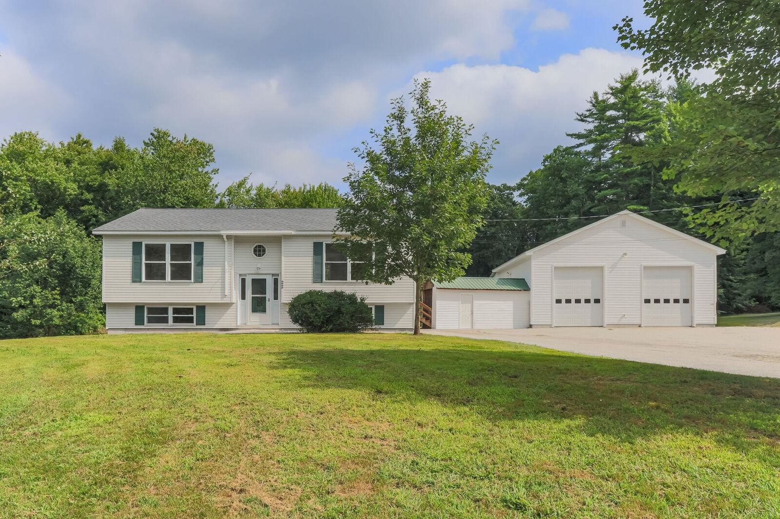 Property Photo: 22 Kedeka Drive NH 03234