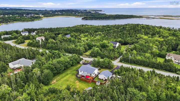 Property Photo:  80 Astour Drive  NS B3G 1S2 