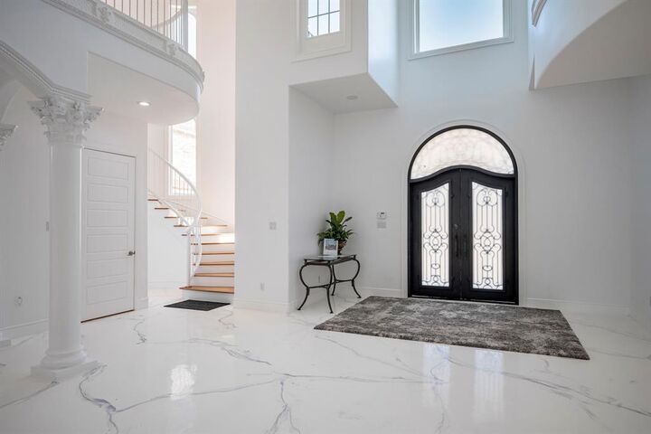 Property Photo: 2415 Amberleaf Court TX 75104