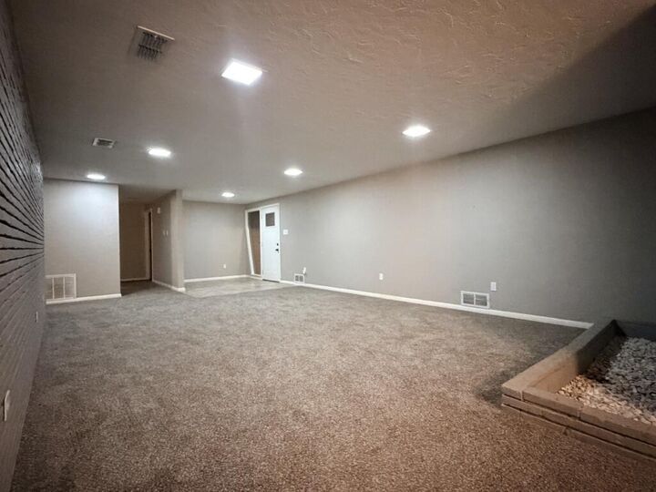 Property Photo: 1600 Graham Dr TX 79763