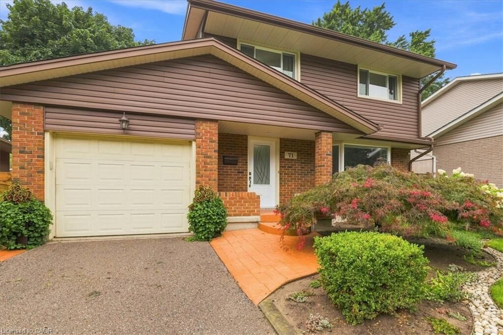 Property Photo: 71 Greenock Drive ON N2E 2J9