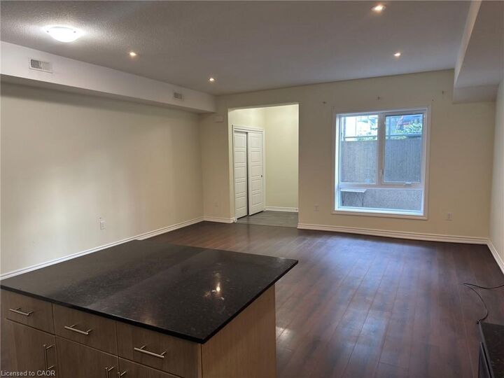Property Photo:  1430 Highland Road W 13B  ON N2N 0C3 