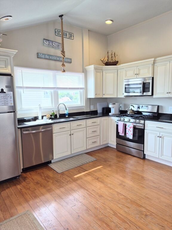 Property Photo:  25 Ocean Drive 25  MA 02066 