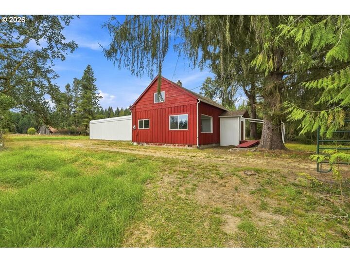 Property Photo:  696 Toledo Salmon Creek Rd  WA 98591 