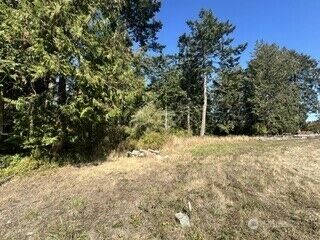 Property Photo: 68 Bryn Mawr Avenue C WA 98261