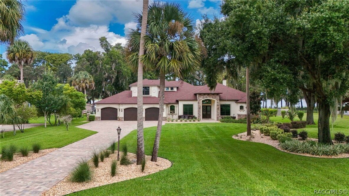 Property Photo: 10994 N River Ranch Path FL 34428