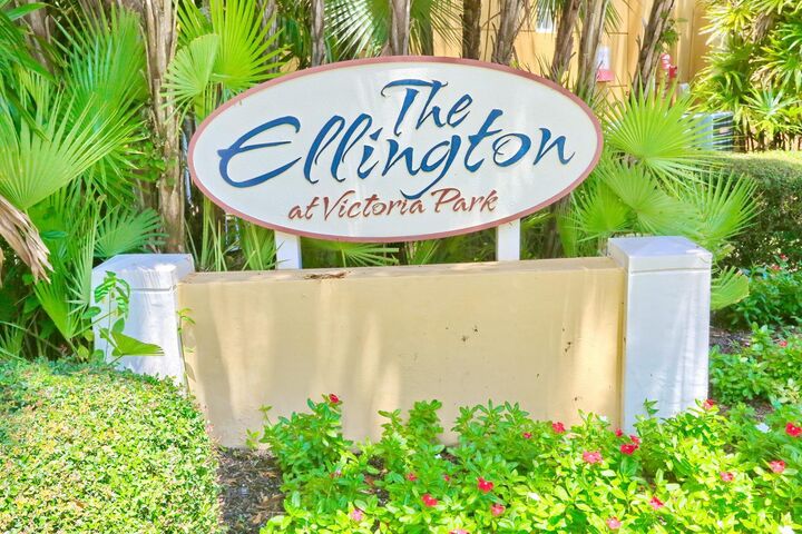 Property Photo: 502 NE 7th Avenue Unit 1 FL 33301