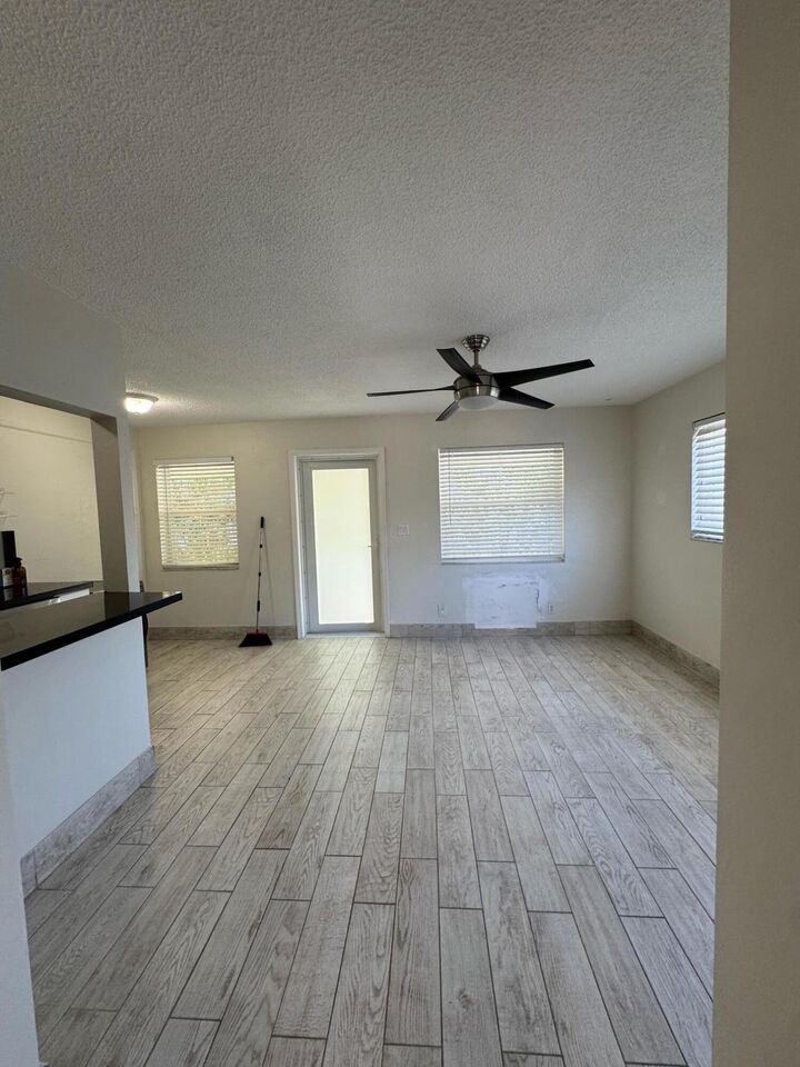 Property Photo: 340 SW 16th Court 1 FL 33315