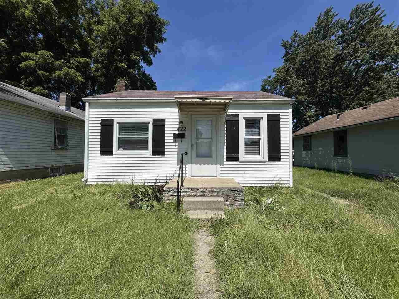 Property Photo:  422 Russell Street  IN 47374 