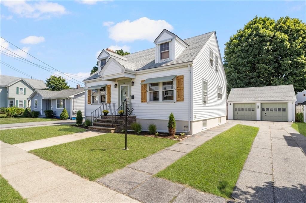 Property Photo:  26 Gurney Street  RI 02914 