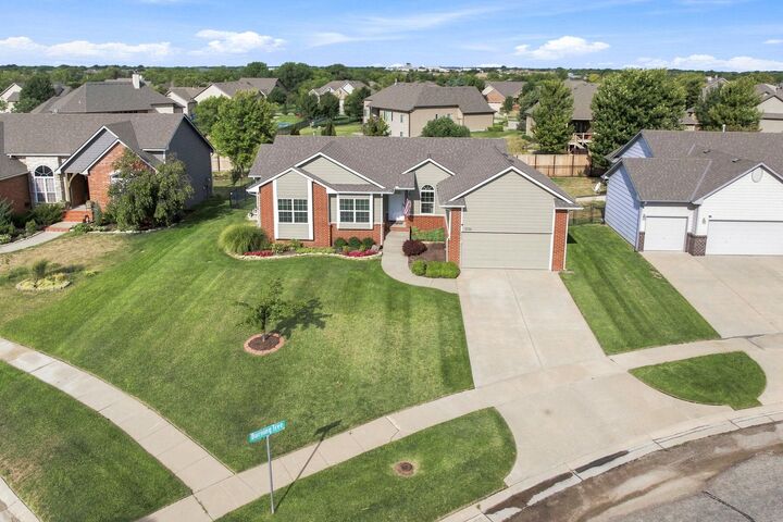 Property Photo:  2231 N Burning Tree St  KS 67228 