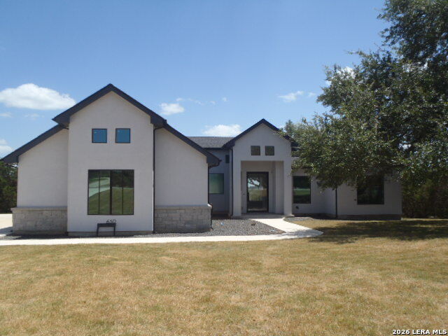 Property Photo: 650 Shady Holw TX 78132