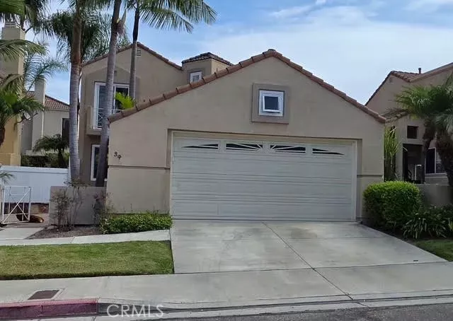 Property Photo:  34 Calle Sol  CA 92672 