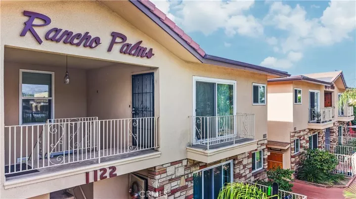 Property Photo:  1122 W Huntington Drive 7  CA 91007 