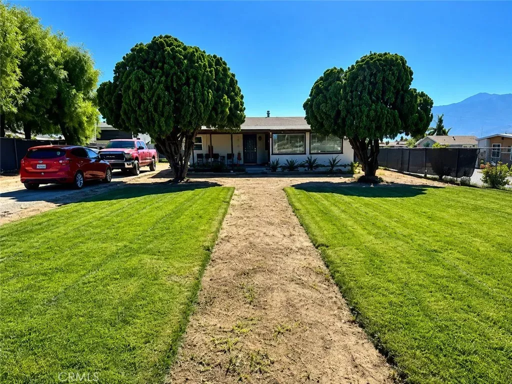 Property Photo:  934 N Almond Way  CA 92220 