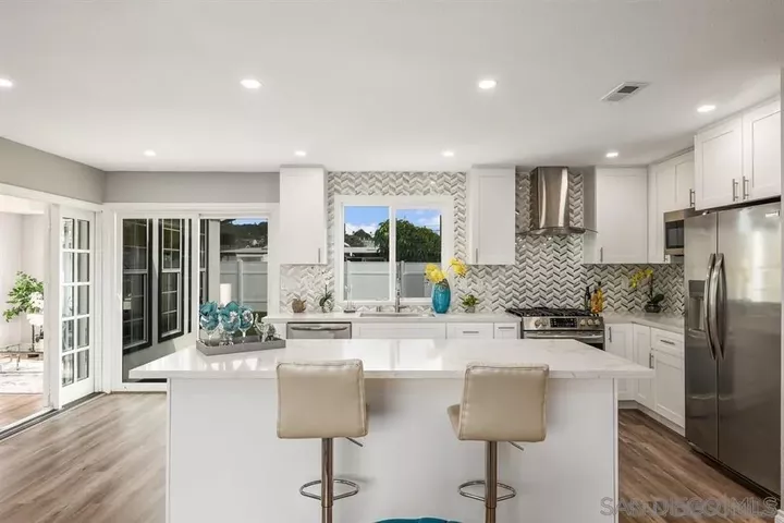 Property Photo:  1333 Nashville St  CA 92110 