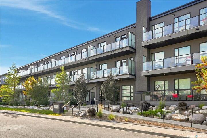 Property Photo:  415 Maningas Bend 211  SK S7W 0T6 