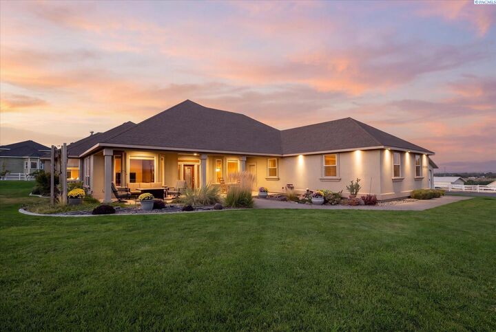 Property Photo: 197908 E 30th WA 99337