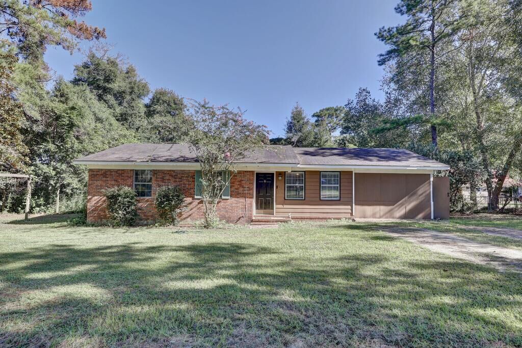 Property Photo:  141 Aryola Drive  GA 39817 