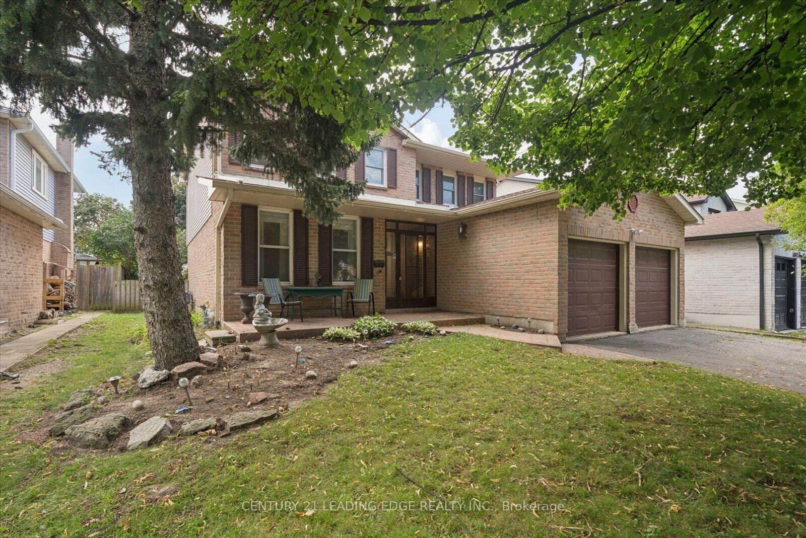 Property Photo:  3074 Tours Road  ON L5N 3J2 