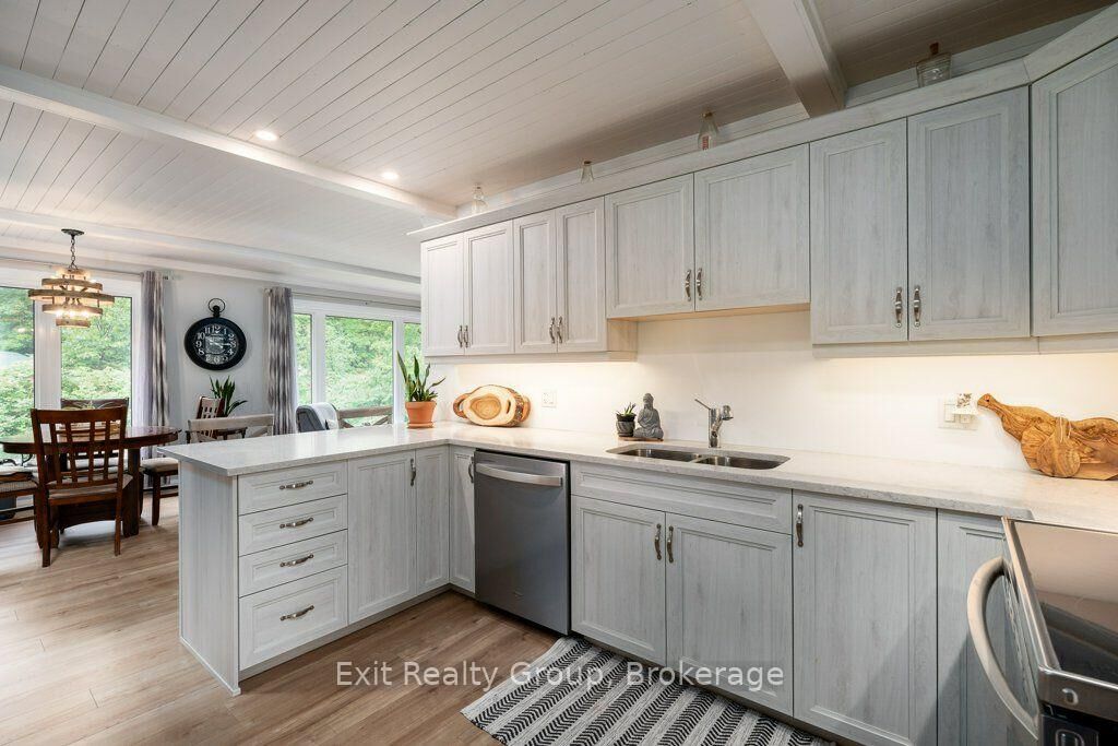 Property Photo:  64A Oliver Road  ON K0H 1Z0 