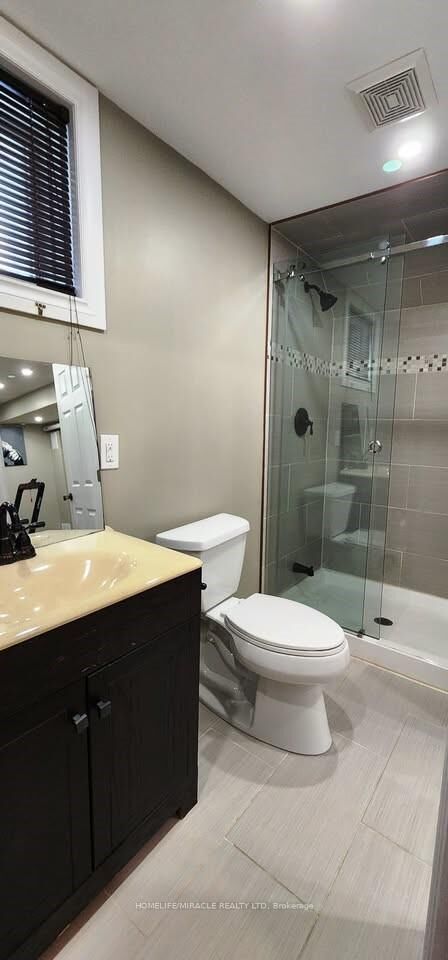 Property Photo:  568 Speyer Circle Bsmt  ON L9T 0Y2 