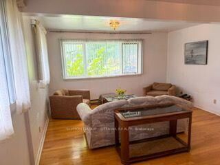 Property Photo:  767 Claude Street  ON K1K 2S1 