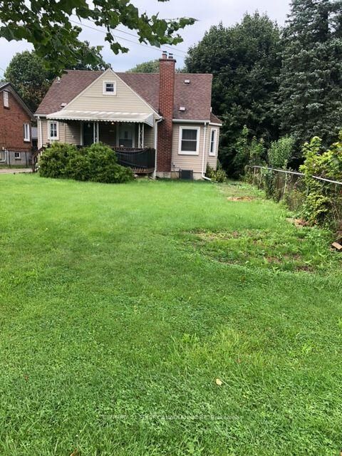 Property Photo:  1790 Parkhurst Avenue  ON N5V 2C3 