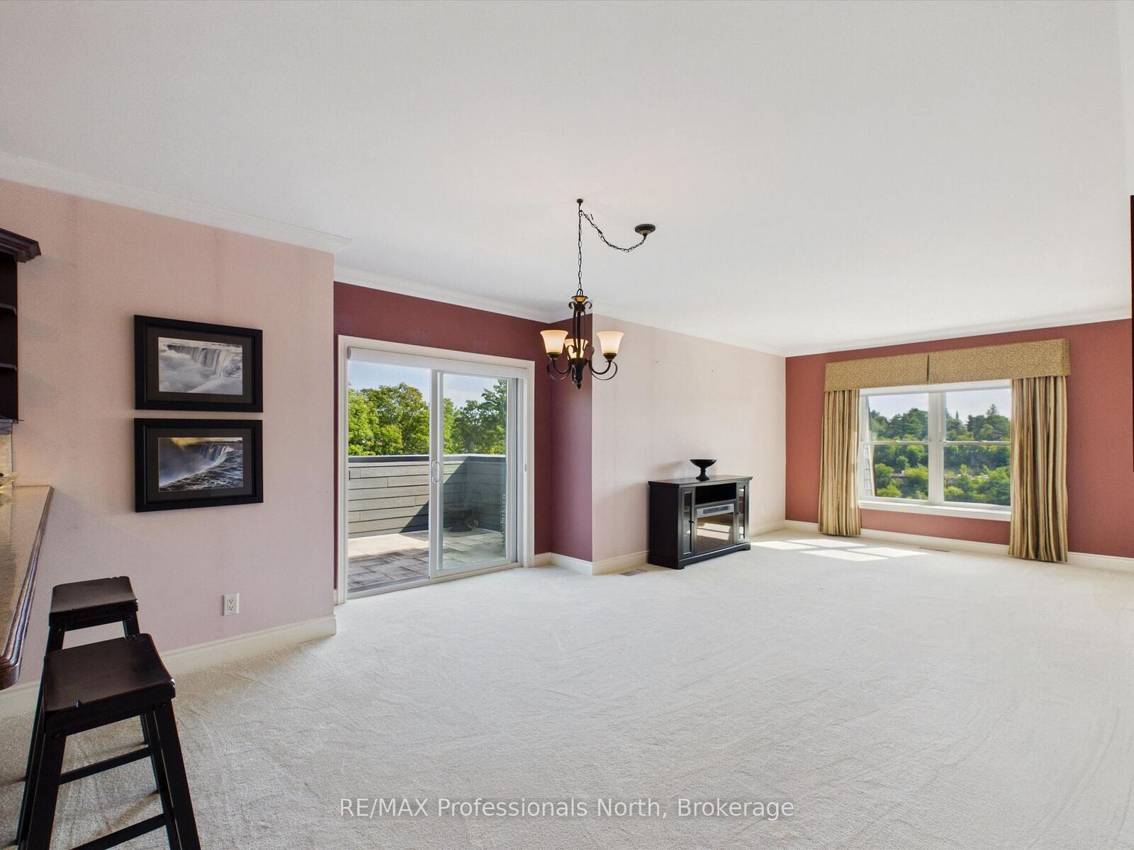Property Photo:  10A Kimberley Avenue 501  ON P1L 0A4 