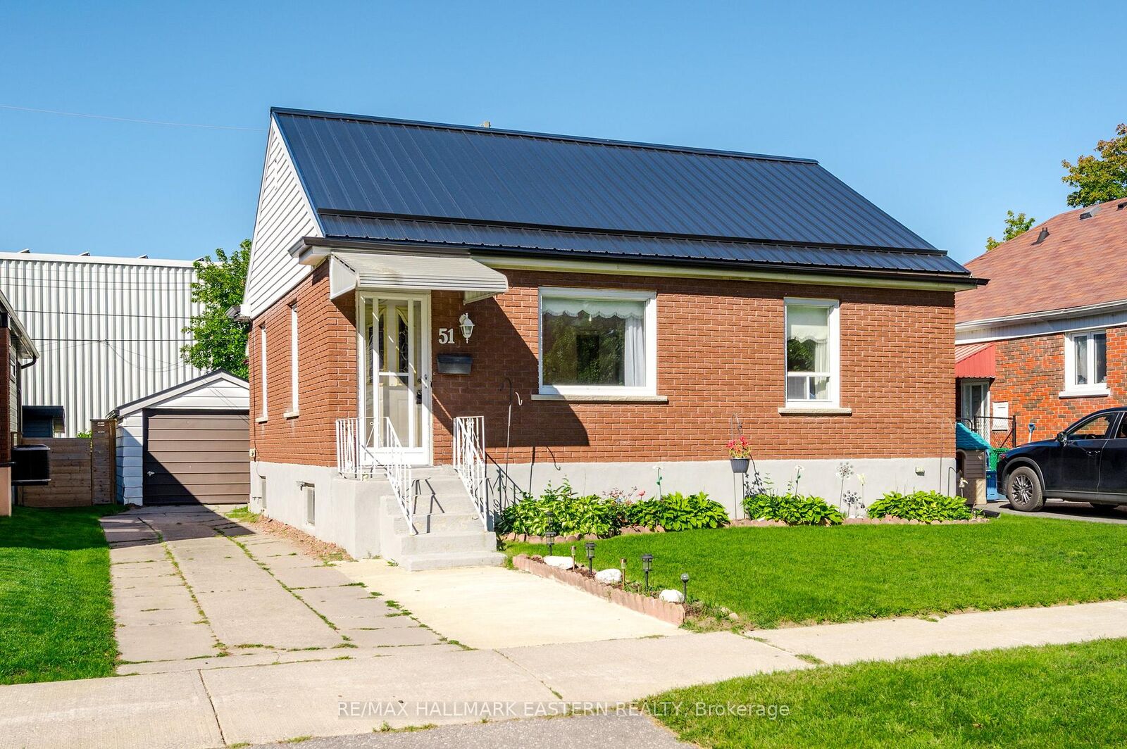 Property Photo:  51 Ephgrave Boulevard  ON K9J 4G1 