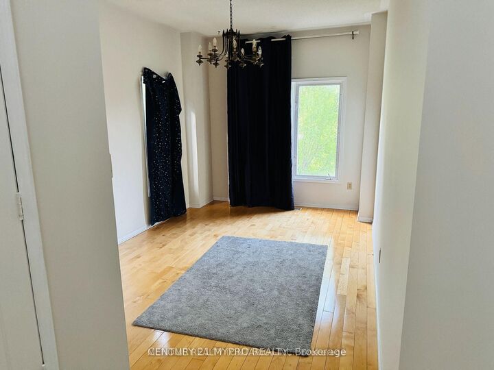 Property Photo:  46 Cranleigh Drive  ON L3R 8M1 