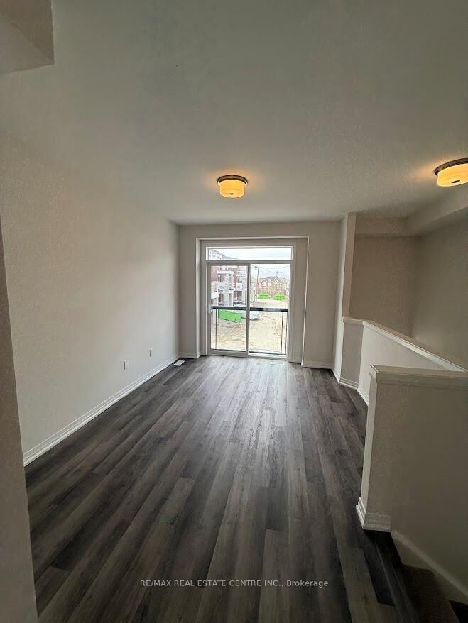 Photo de la propriété:  313 Conklin Road 33  ON N3T 0Y8 