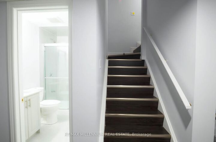 Property Photo:  7 Lloyd Crescent Bsmt  ON L7A 4J5 